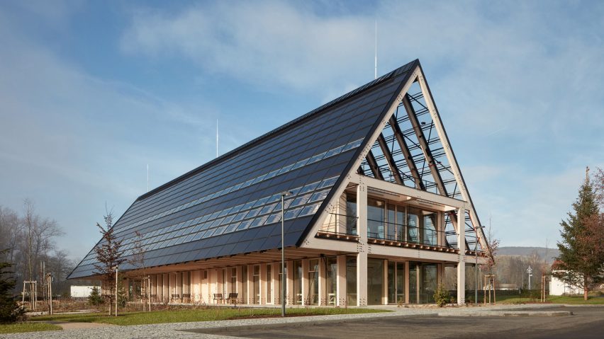 Exteriors of Kloboucká lesní headquarters by Mjölk Architekti
