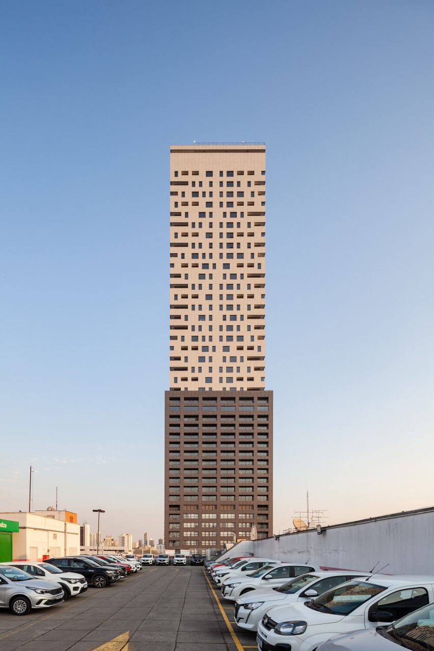 Königsberger Vannucchi Arquitetos Associados Platina 220