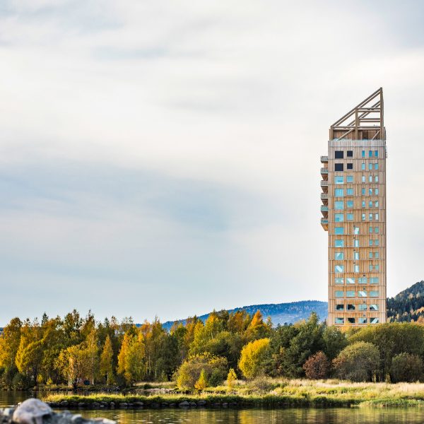 The exterior of Mjøstårnet