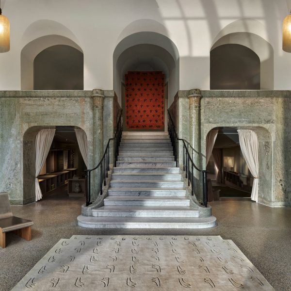 Marble walls in Nordic Knots showroom in Stockholm