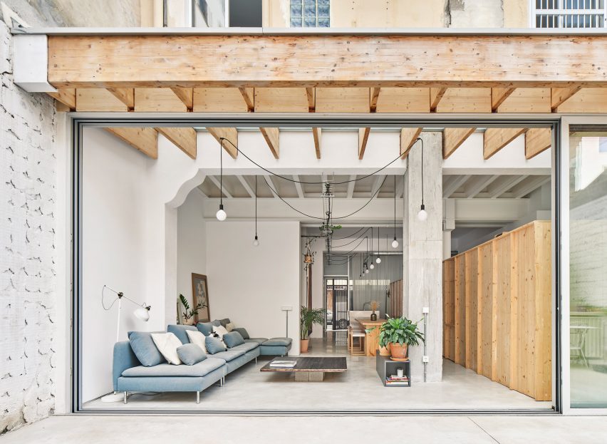 Exterior of NZ10 Apartment in Spain by Auba Studio