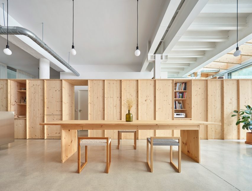 Interior of NZ10 Apartment in Spain by Auba Studio