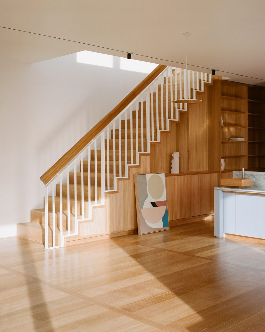 Elsternwick Penthouse in Melbourne by Office Alex Nicholls