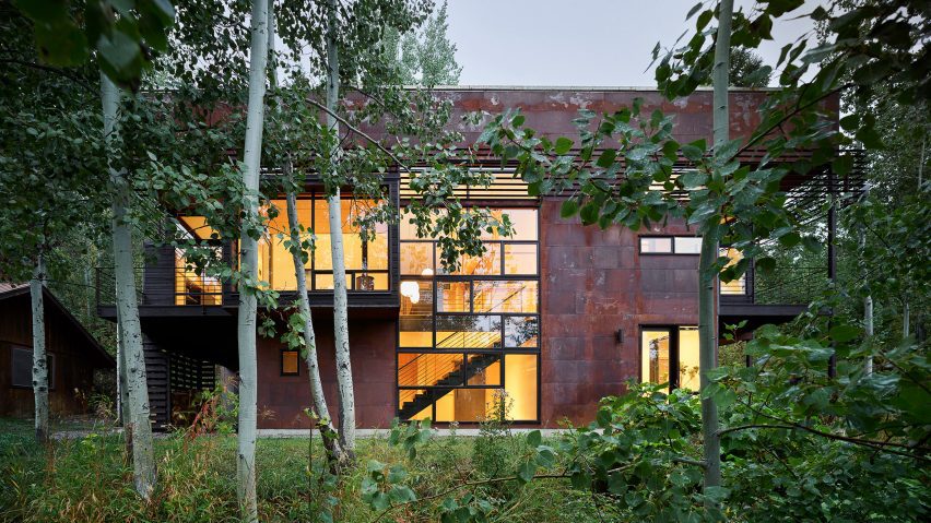 CLB Architects performs sensitive update of Paintbrush Residence in Wyoming