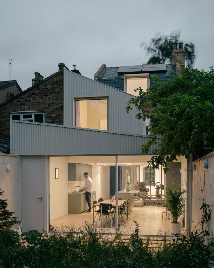 Camberwell House by Pashenko Works