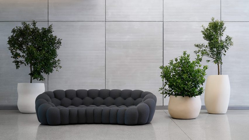 Pebble planter
