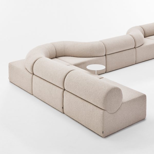 Pipeline seating by Alexander Lotersztain for Derlot