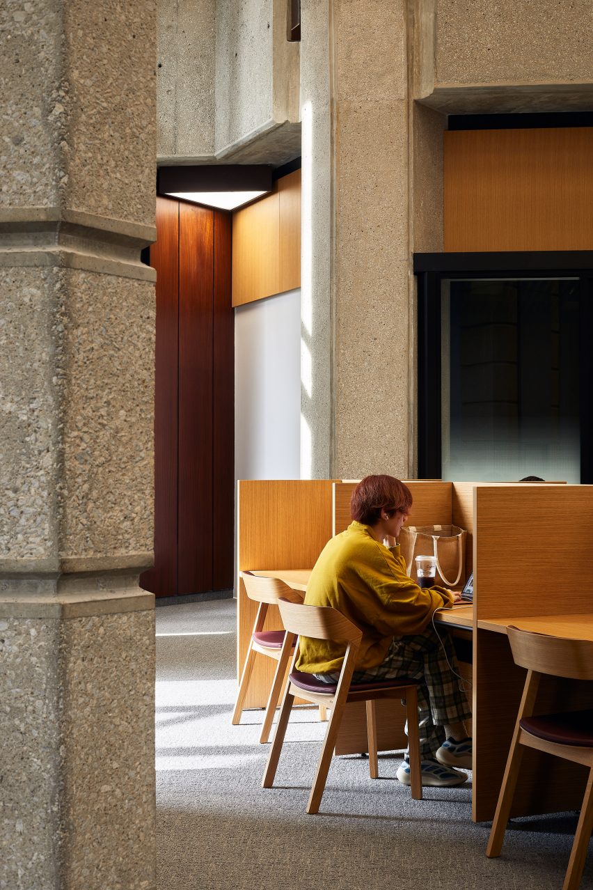 Concrete structure meets new insertions