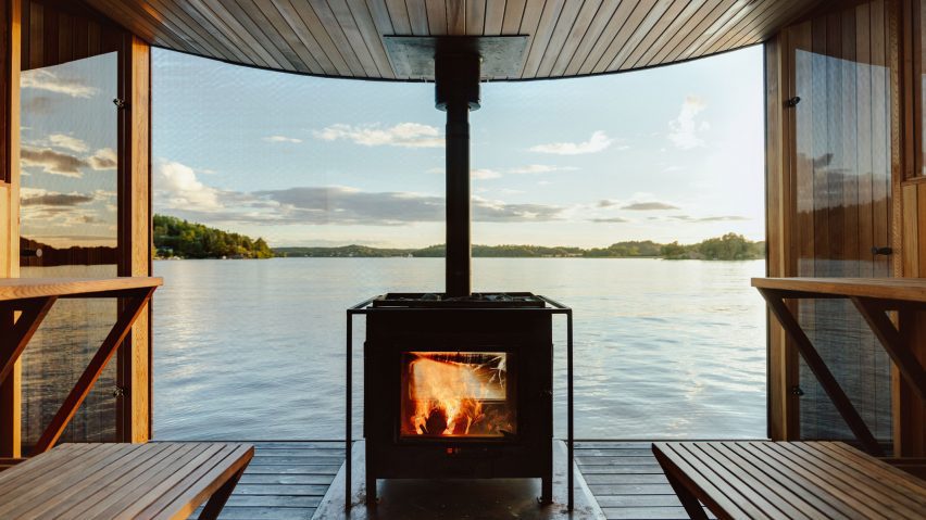 a floating sauna in stockholm