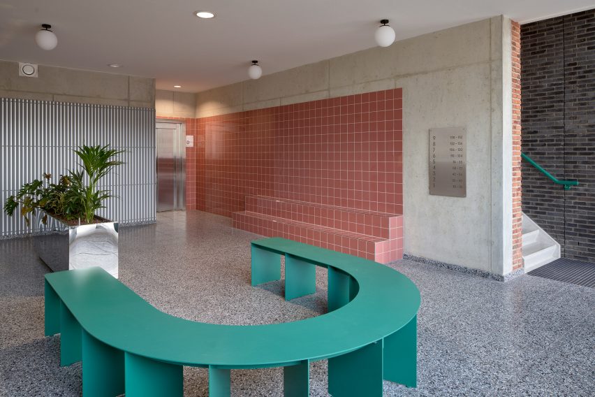 Pink tiles in Domus Houthaven complex
