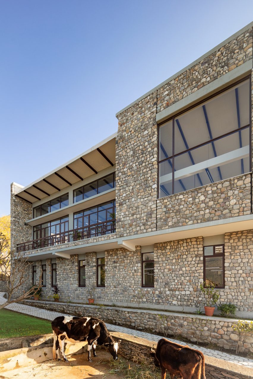 Exterior of The Lodsi Community Project for Forest Essentials factory by Morphogenesis