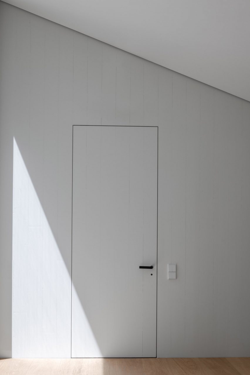 Interior of Wooden House by the Lake by Appels Architekten