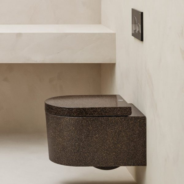 Woodio wood chip toilet