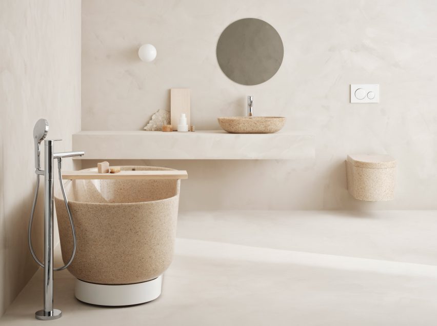 Block toilet by Woodio