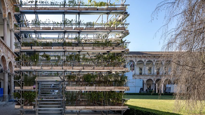 Photo of a plant installation