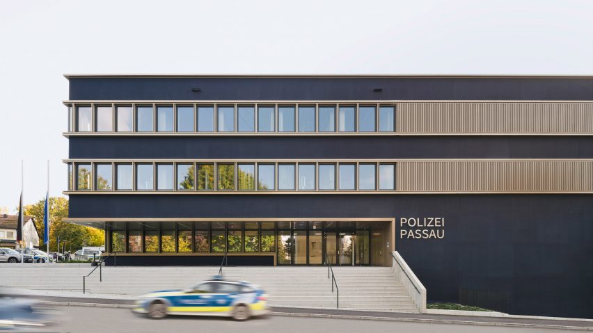 Bavarian police station in Passau by Wulf Architekten