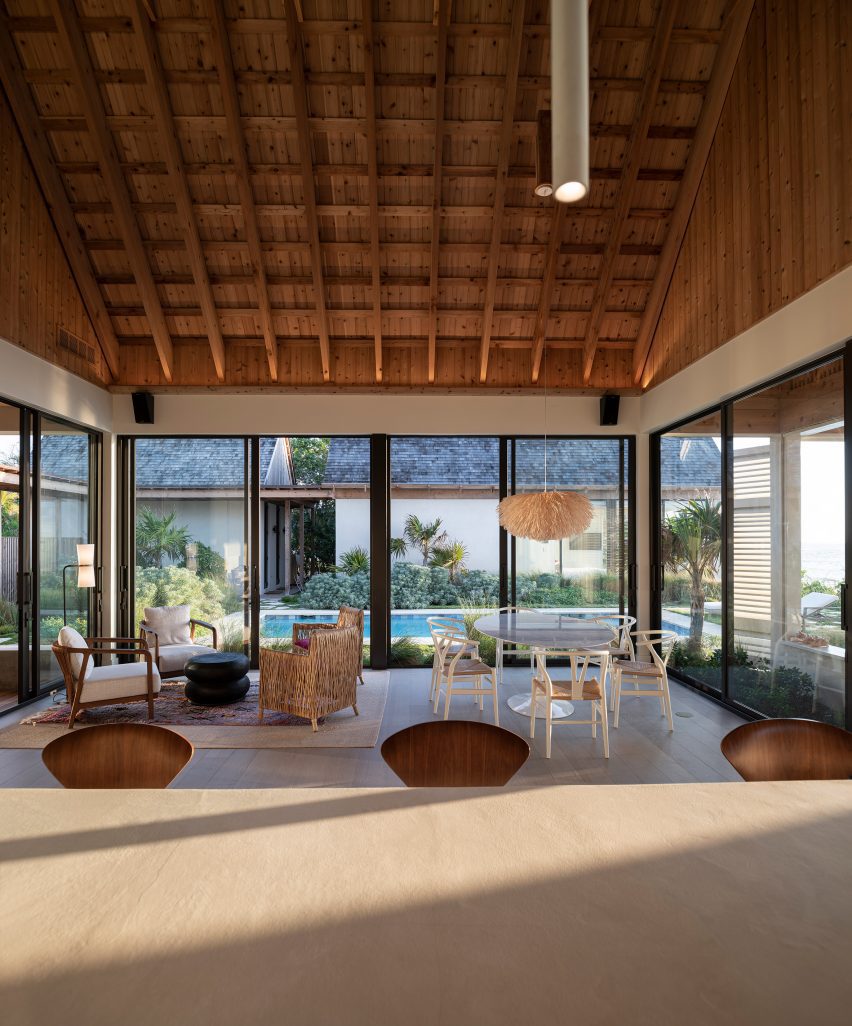 Bahamas house by Brillhart and Garth Sawyer