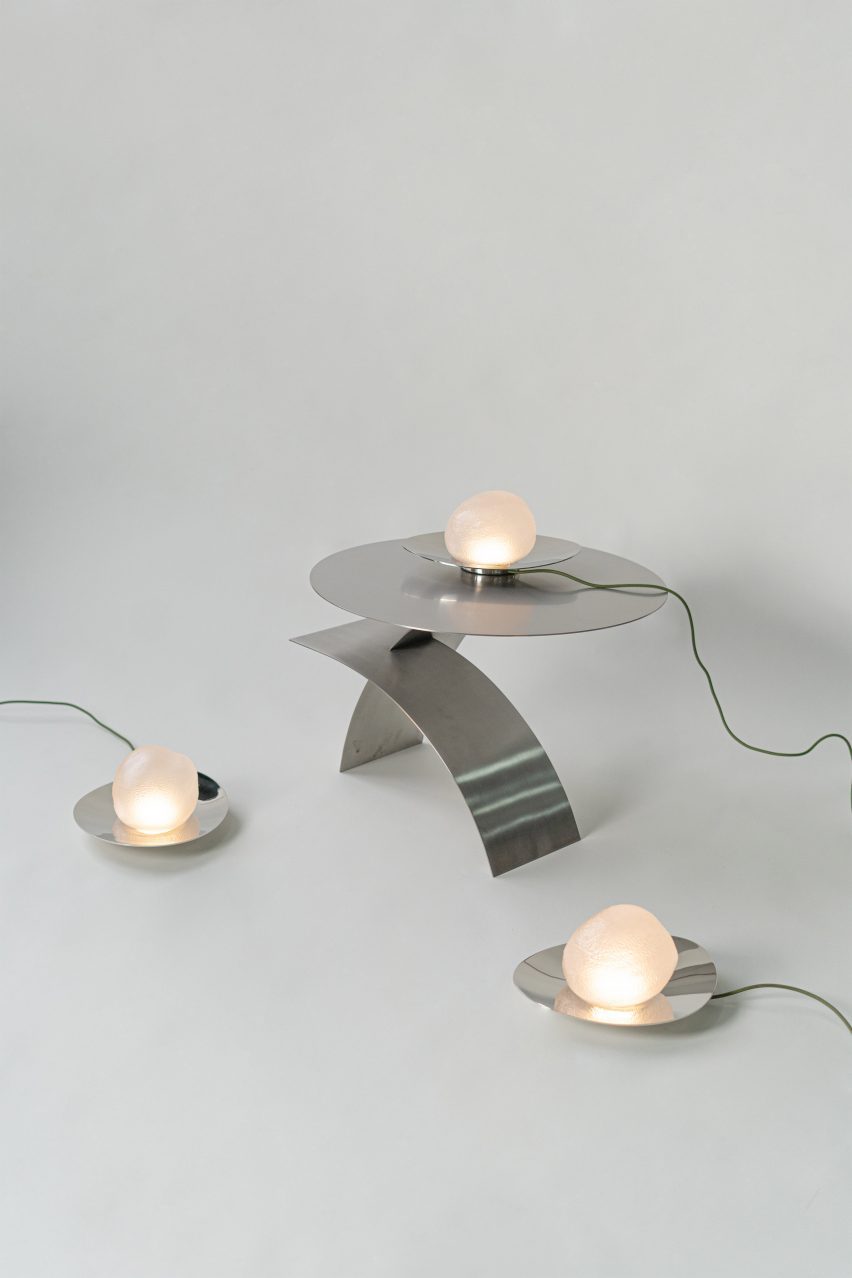 Citron lamp by Tongqi Lu