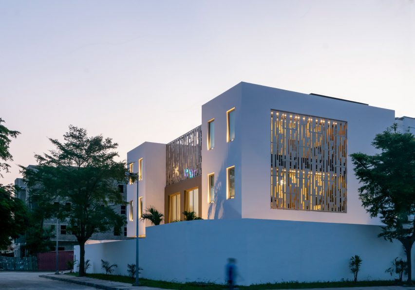 Exterior of the Lantern House by CmDesign Atelier