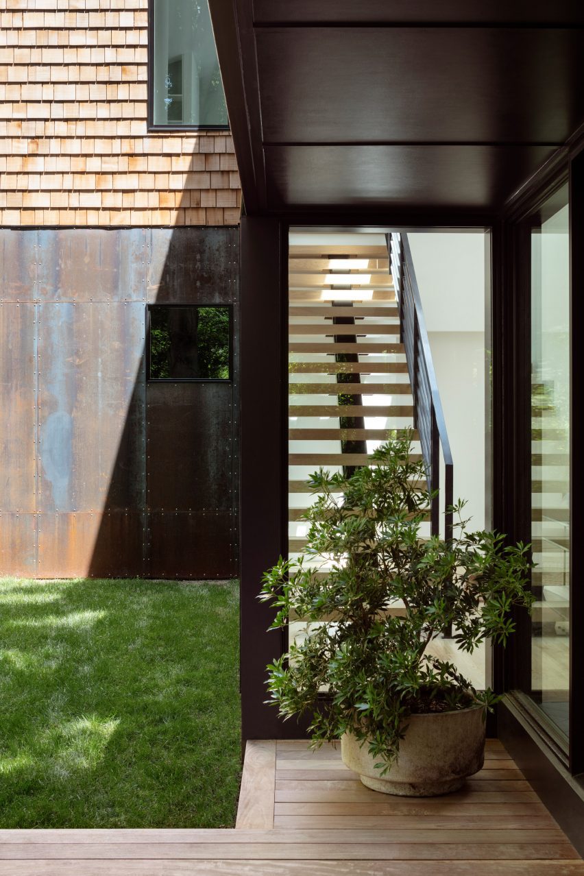 Colleen Healey Corten treehouse