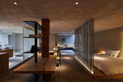 C4L House by Cubo Design Architects