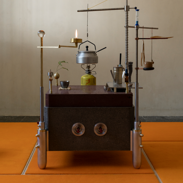Installation view of “Tea Ahorita” with works by Minjae Kim, Disciplina Studio, and Fernando Laposse. Photo by Alejandro Ramirez Orozco, courtesy Studio IMA.