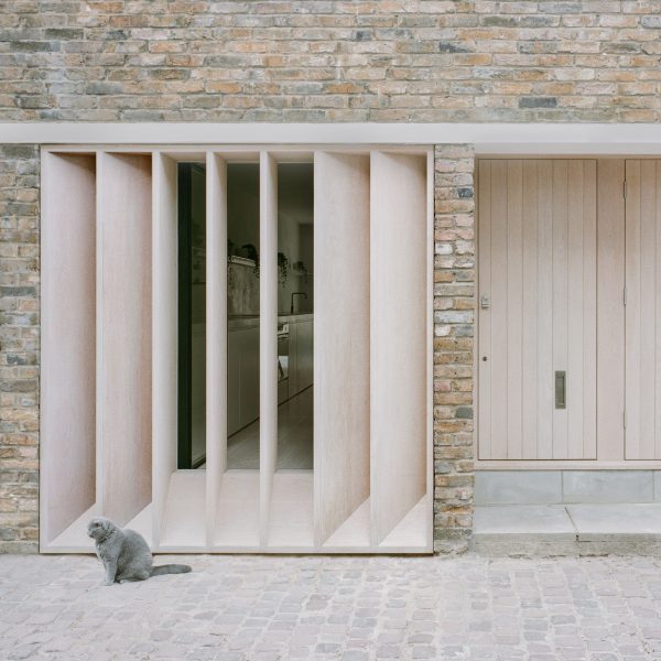 Elizabeth Mews by Trewhela Williams