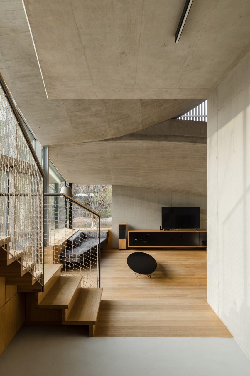 Interior of Family house in the Czech Republic by RO_AR