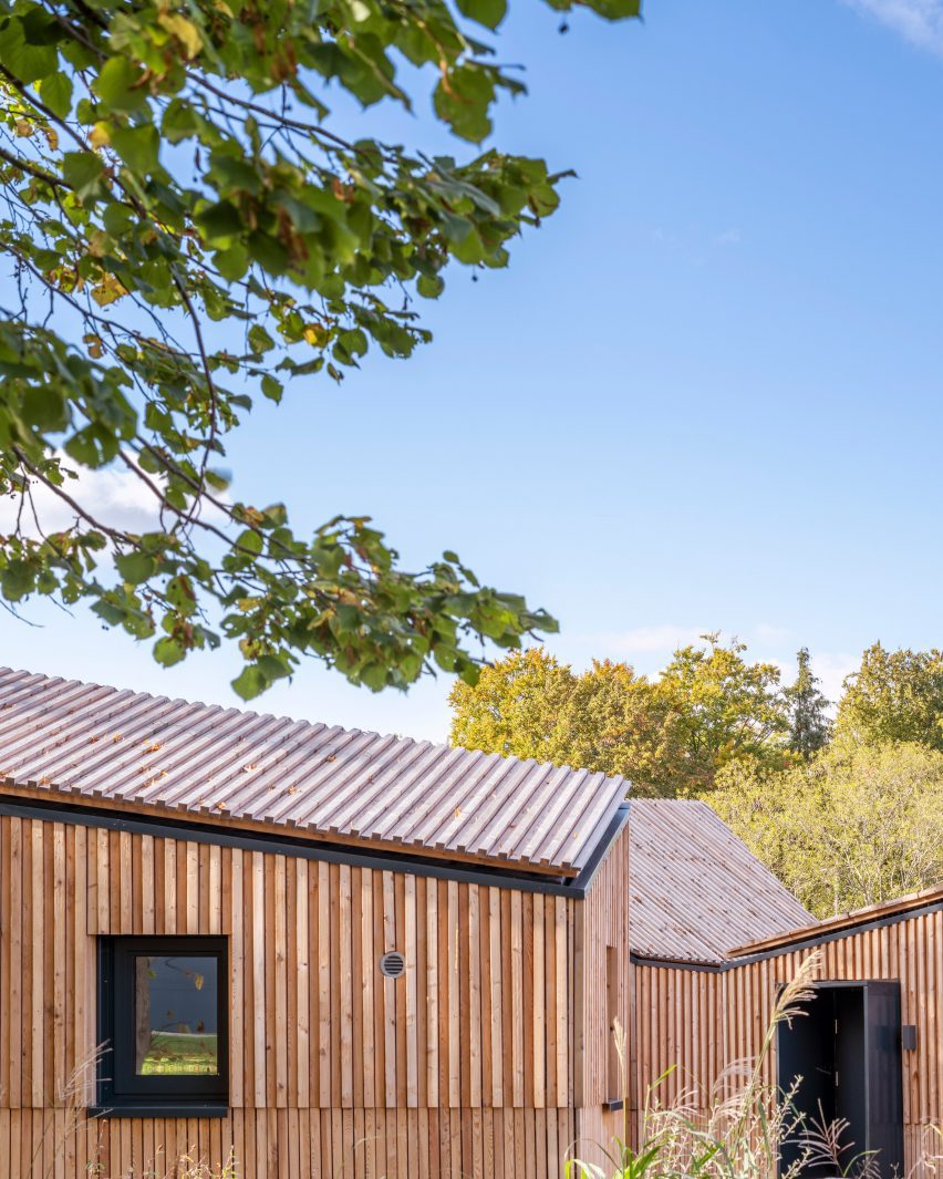 Exterior of Harwell Hide by Bell Phillips