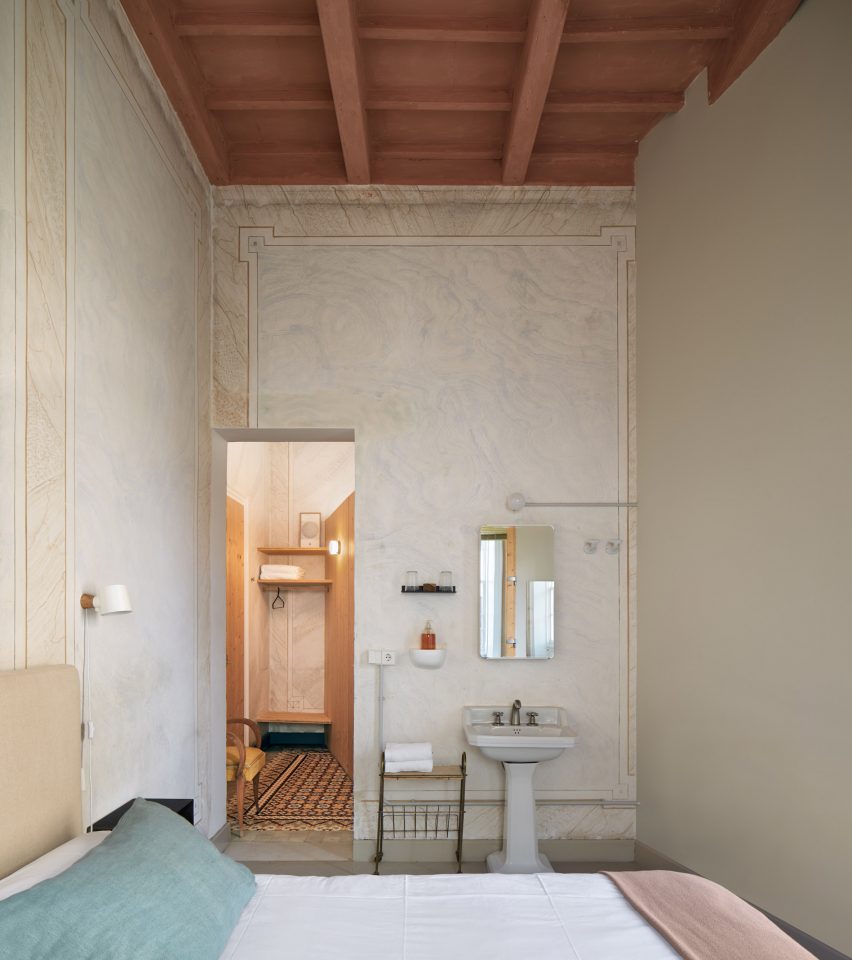 Hevresac Hotel in Menorca by Emma Martí Arquitectura