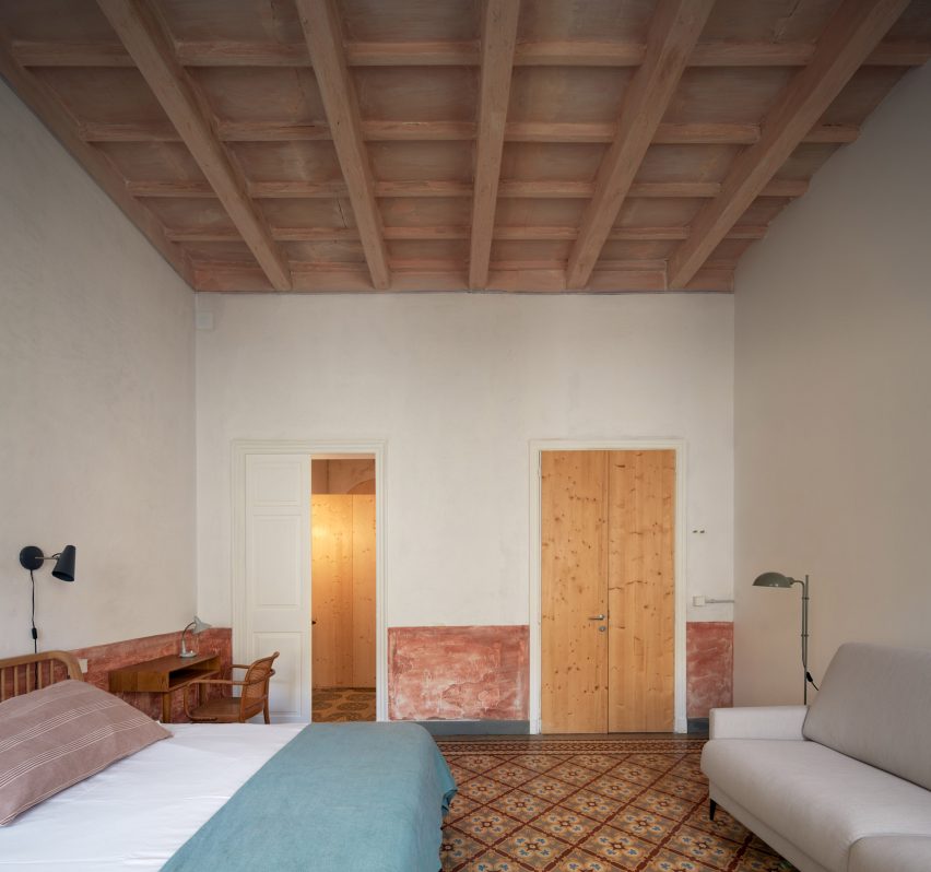 Hevresac Hotel in Menorca by Emma Martí Arquitectura