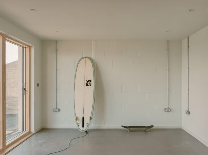 House by the Sea by Of Architecture