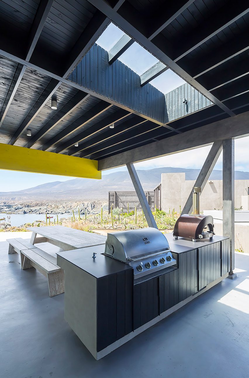 House of Circumferences LAND Arquitectos