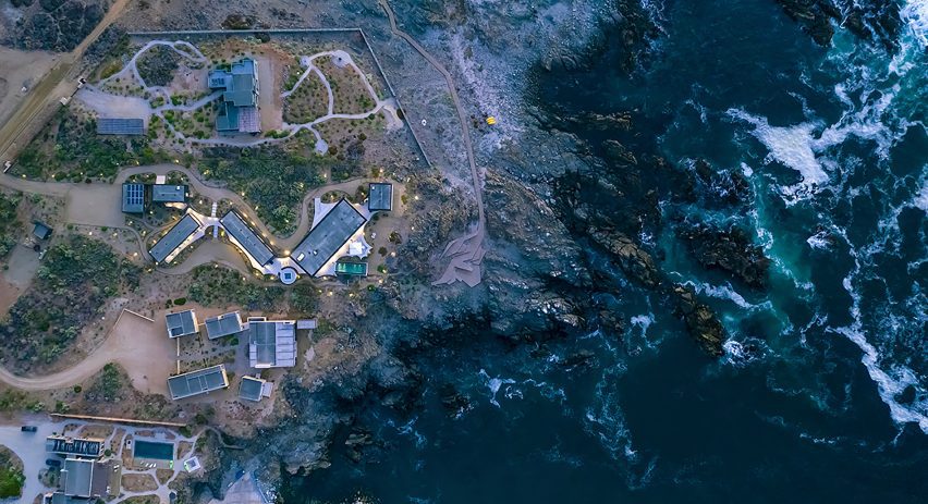 House of Circumferences LAND Arquitectos