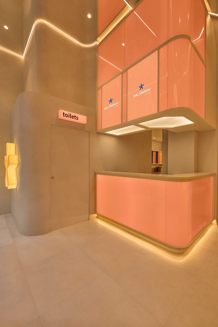 ICHI Station restaurant in Milan by Masquespacio