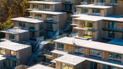 Kengo Kuma staggered housing in Japan