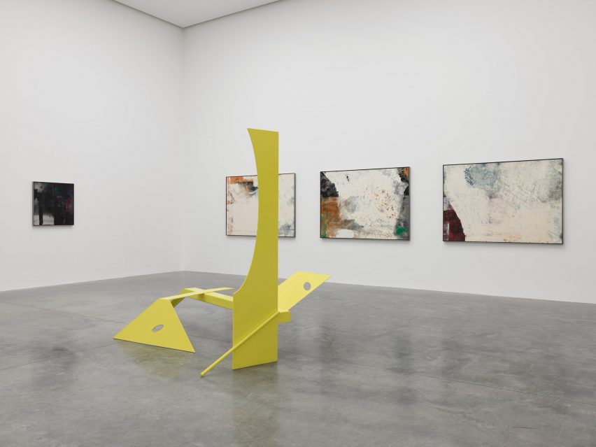 Sculpture in Land at White Cube gallery
