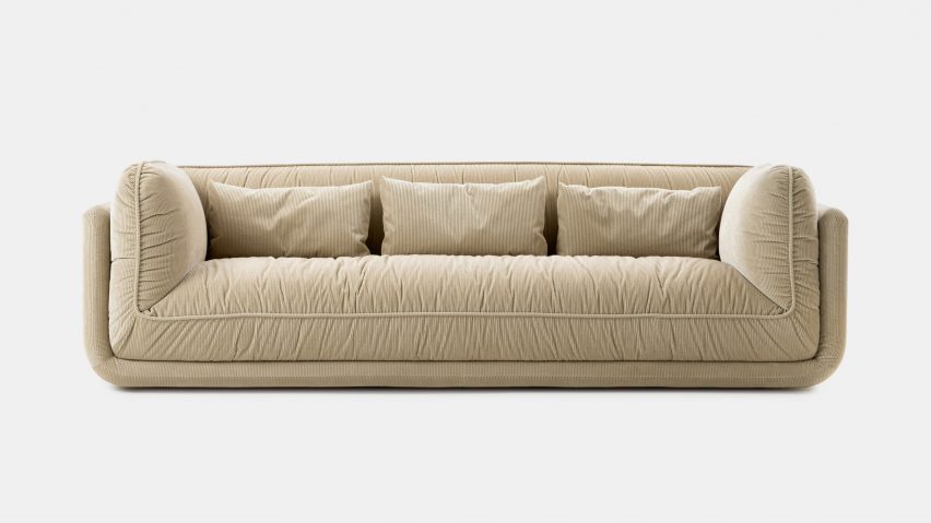 Beige three-seater Lunetta sofa by Leolux