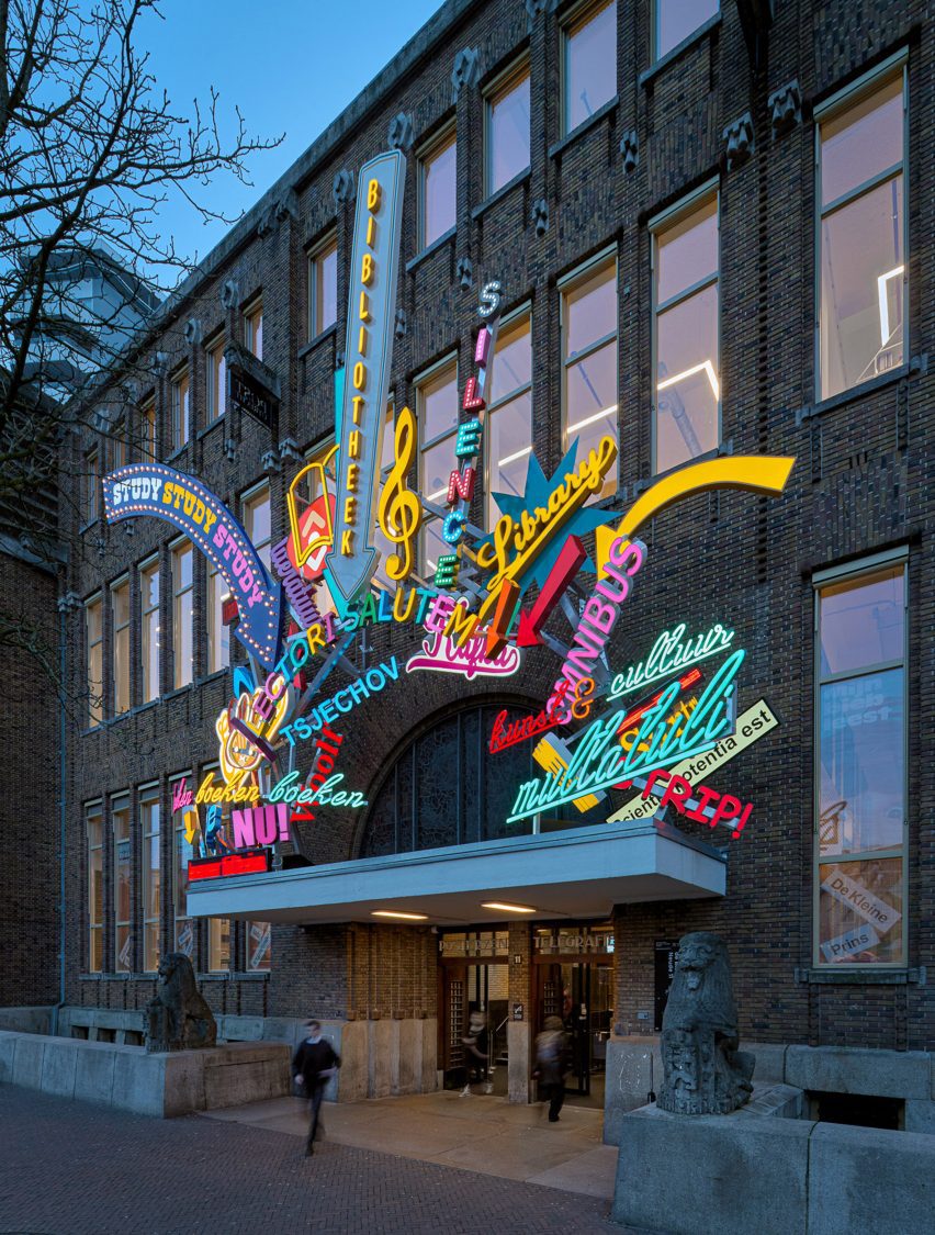 Utrecht library sign by Maarten Baas