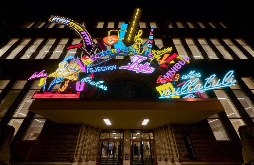 Utrecht library sign by Maarten Baas