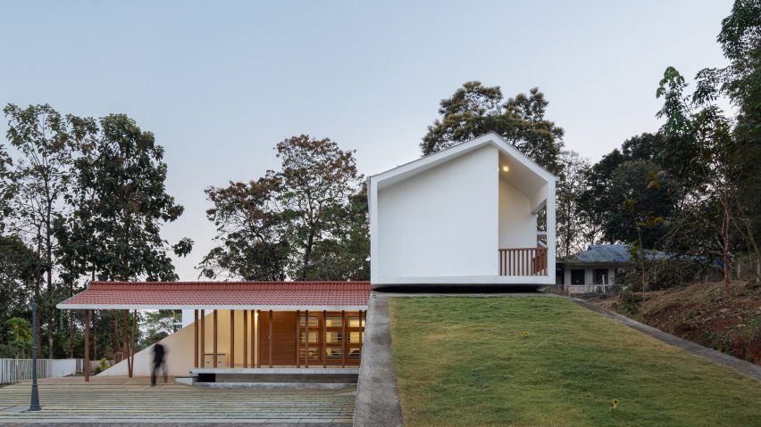 Exterior photo of Wandoor House
