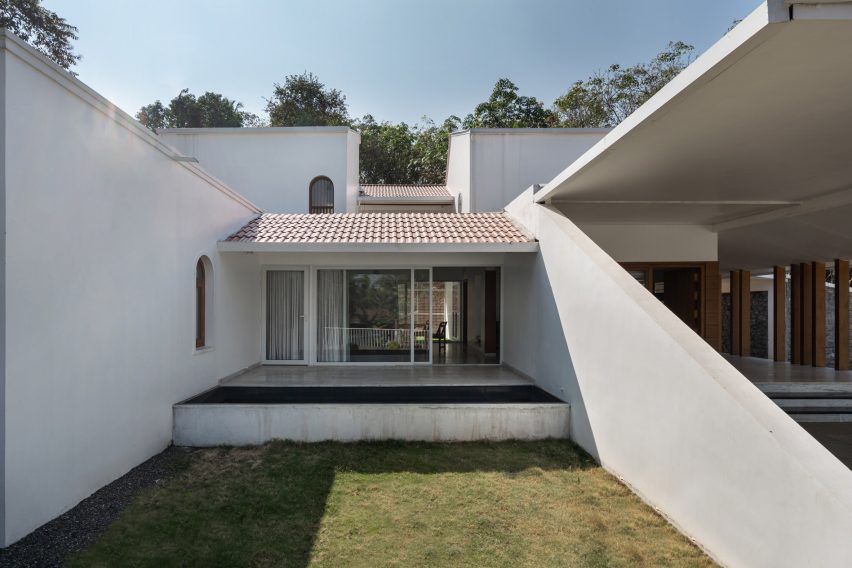 House Wandoor by Malabar Architecture Projects