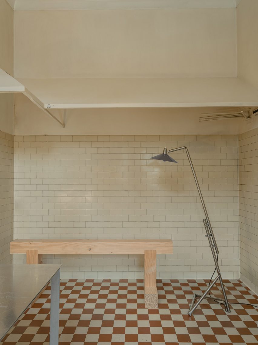 Bench by Sophie Nys for Maniera