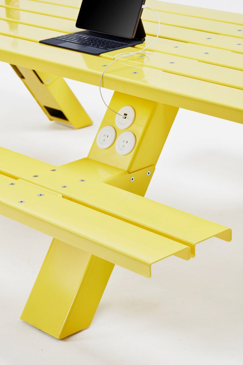 Detail of yellow Mass table by Alexander Lotersztain for Derlot