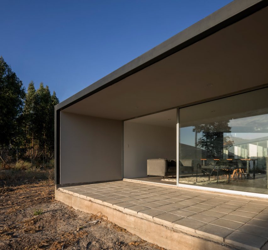 Paire House Rodolfo Canas