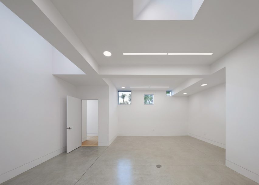 Phillips LA