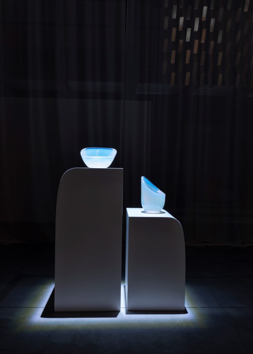 Fiali bowl for Poikilos at Poikilos resin furniture exhibition by Objects of Common Interest at Nilufar Depot in Milan