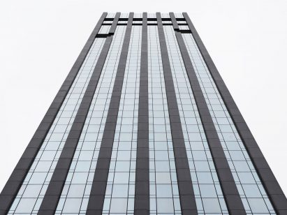 Facade of 227 Fifth Avenue in New York