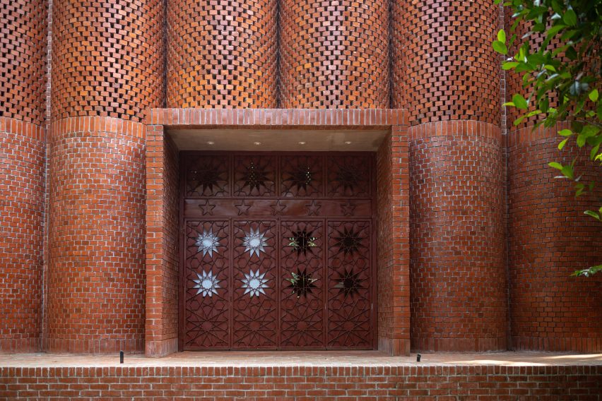 Exterior of Shah Muhammad Mohshin Khan Mausoleum in Bangladesh by Sthapotik