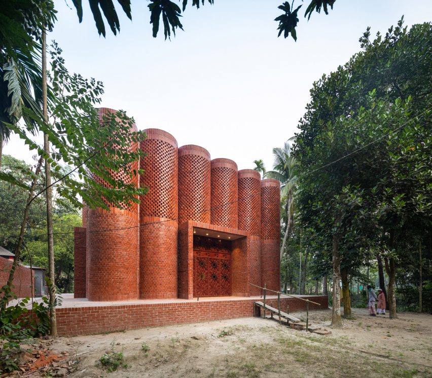 Exterior of Shah Muhammad Mohshin Khan Mausoleum in Bangladesh by Sthapotik